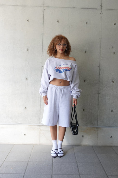 オフショルルーズスウェット